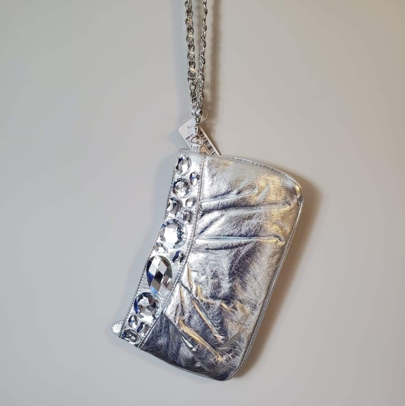 Silver wrislet handbag - Picture 1 of 4